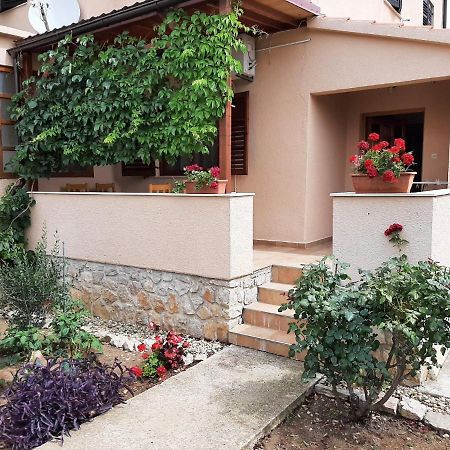 Apartment Sare Betina  Ngoại thất bức ảnh